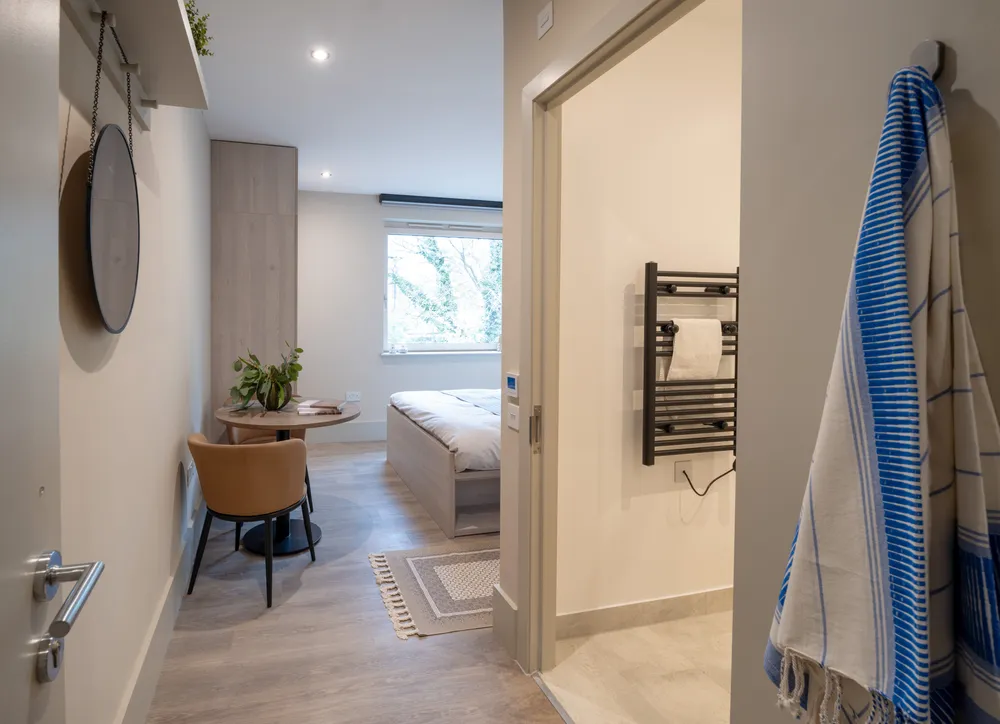 Bedroom 2 entrance